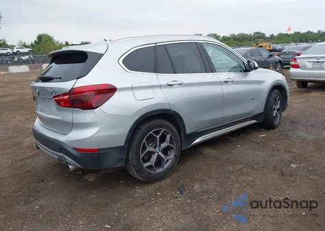 2017 BMW X1 xDrive28I z USA, uszkodzony, nr VIN WBXHT3Z30H4A53557